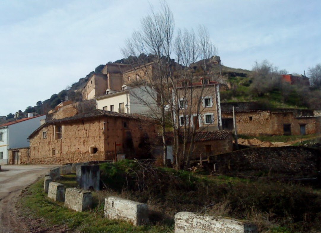 Ruinas del Castillo de Castejón de Henares, Spain